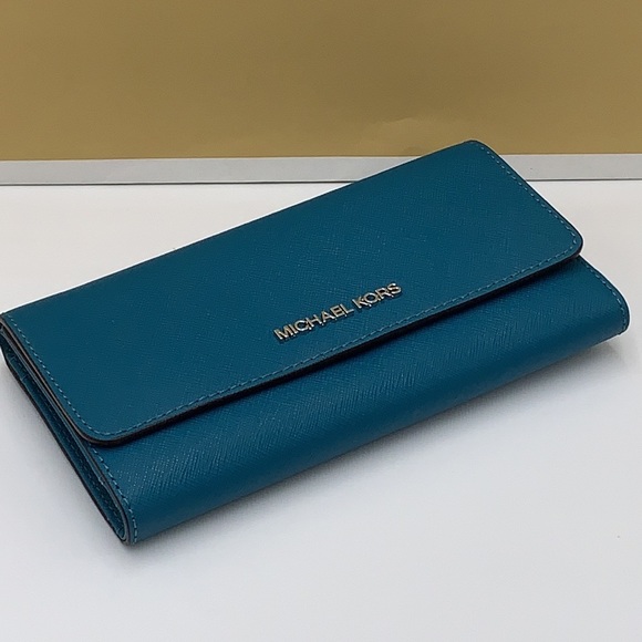 MICHAEL KORS JET SET TRAVEL LARGE TRIFOLD LAGOON COLOR - Picture 13 of 16